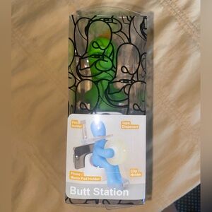 Green Butt Station Desk Organizer